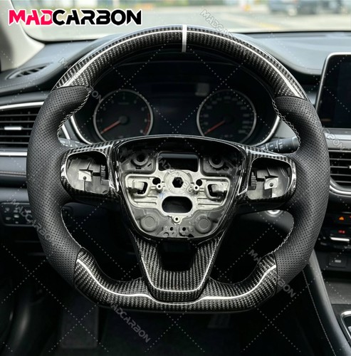 Carbon fiber steering wheel - carbon,