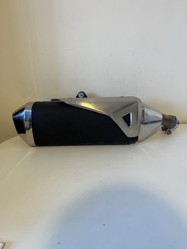 Suzuki gsr 2011 750 - gsr, exhaust