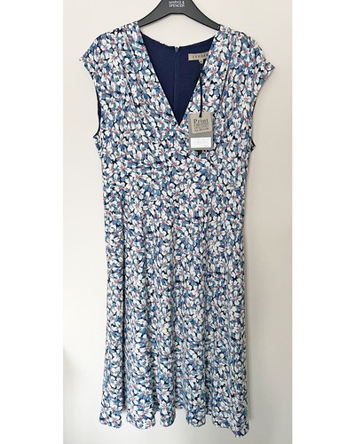 Jigsaw blue daisy print - jigsaw,