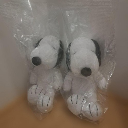 Snoopy stuffed animals - 2,