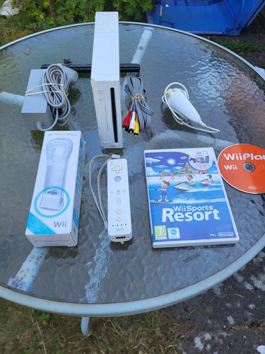 Nintendo wii white console - nintendo,