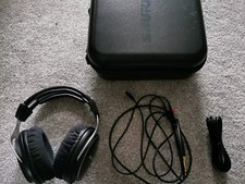 Shure SRH1540 Close-Back