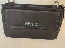 Kenneth Cole Reaction Small Crossbody Bag Black