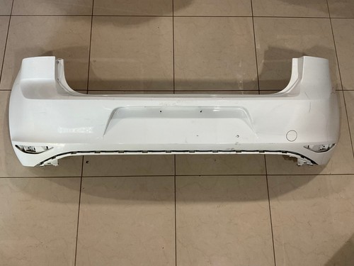 Rear bumper cover white - rear,