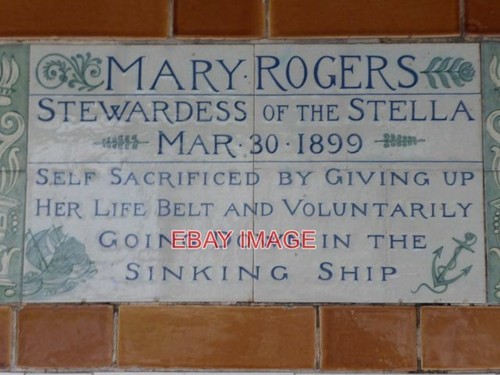 Photo memorial mary - ,