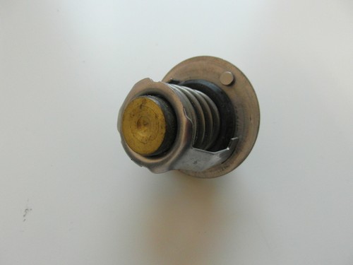 Thermostat suzuki gsx r - 82°c,