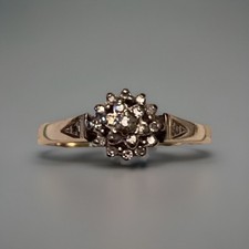 9ct Gold Diamond Ring - Size O