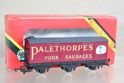 Hornby r670 palethorpes pork - hornby,