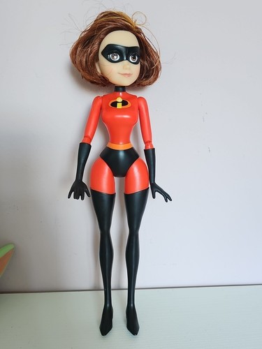 Mrs incredible elastigirl - incredible,