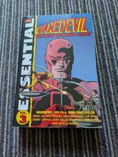 Marvel Comics Essential -