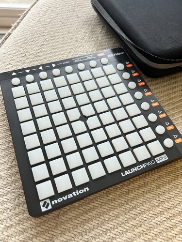 Novation launchpad mini - novation,