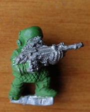 Iron Claw Squat Lasgun IC501 Bob Olley Metal Space Dwarf 40K Rogue Trader OOP