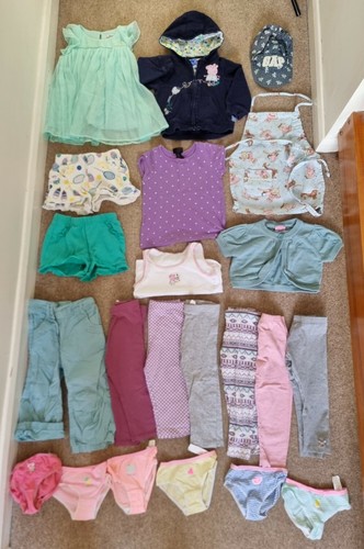 Baby girl months clothes - 18-24,