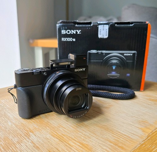 Sony cyber shot - sony, vii