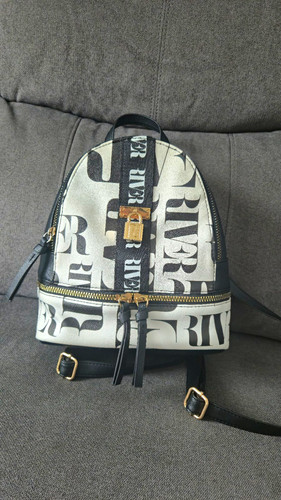 River island small logo - river,