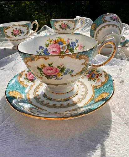 Four royal albert - four,
