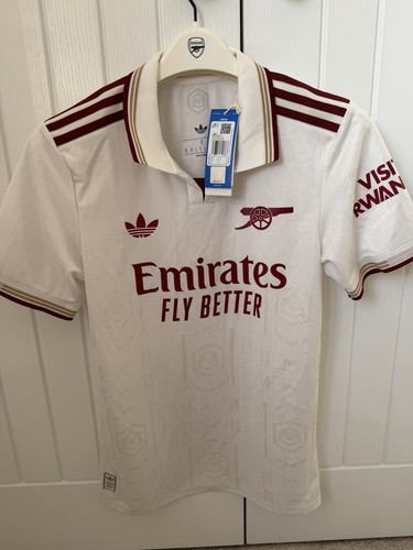 Player issue authentic - issue,