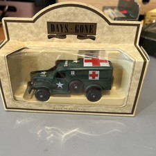 Lledo Days Gone 29000 1942 Dodge 4 x 4 US Field Ambulance