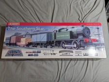 Hornby The Southern Star R1132 00 Gauge Train Set Great Condition