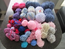 1KG + Knitting Yarn / Wool