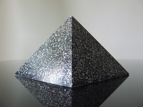 Orgone orgonite pyramid 6g - orgone, 5g