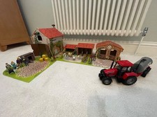 ELC Wooden Farm 