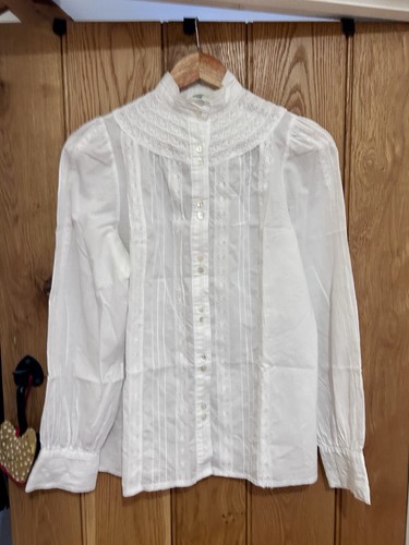 Laura ashley vintage white - laura,
