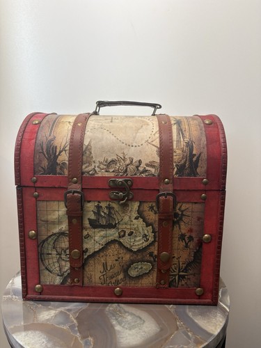 Vintage style pirate - style,