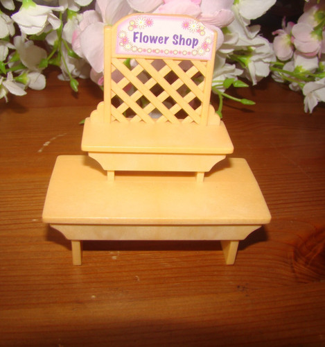 Sylvanian families spares - families,
