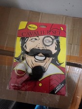 Cavalier Tache, Goatee