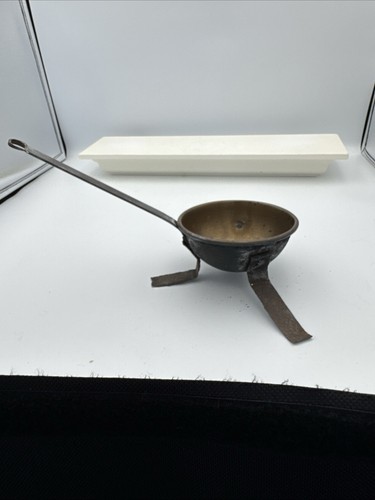 Old cooking spider kettle - old,