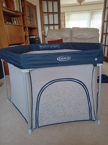 Graco playpen for babies and - babies,