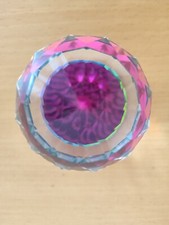 IRIDESCENT MULTICOLOURED