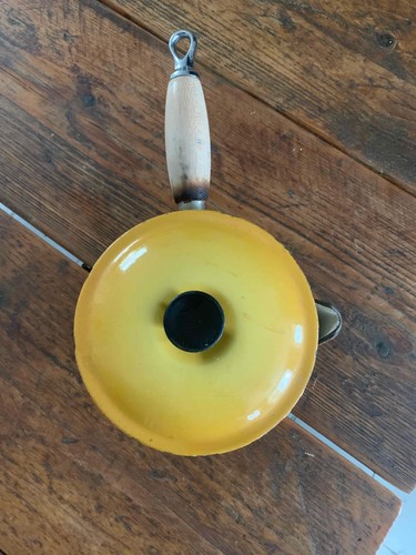 Creuset yellow cast iron - creuset,