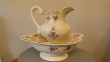 Hand wash pedestal basin and pitcher, Rose Design