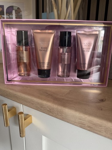 Victoria secrets perfume gift - victoria,