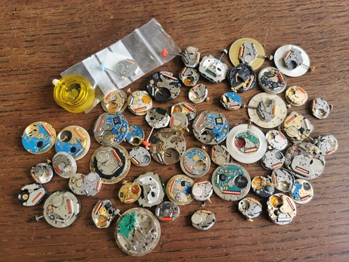 Quartz watch movements - movements, for