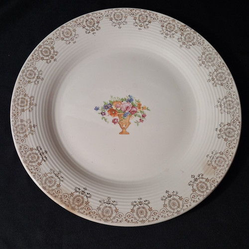 Vtg sebring pottery lady - sebring,