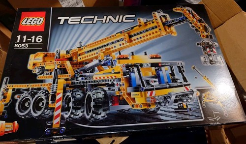 Lego 8053 technic mobile crane - technic,