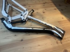 2025 Carbon Giant Glory Advanced Downhill Frame set kit In size Medium/large