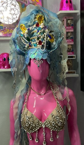 Showgirl las vegas mermaid - las,