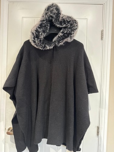 Women faux fur poncho - faux,