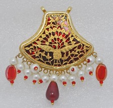Gold Painted Beads Semi