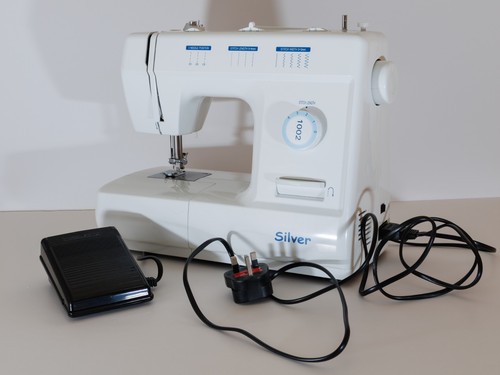 Silver 1002 sewing machine