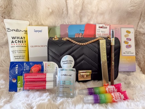 Bag beauty gift bundle - &,