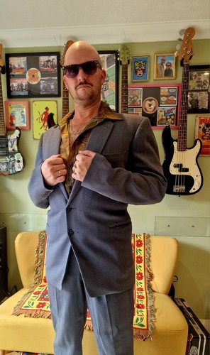 True vintage 50s hand - true,