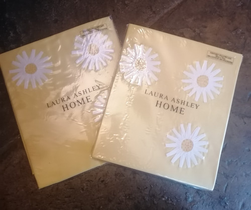 Laura ashley oxford yellow - 2,