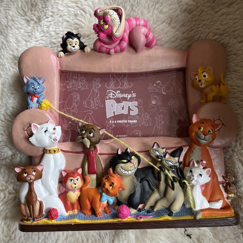 Disney pets cats - pets, photo