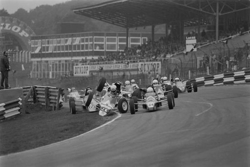 Bertrand gachot pacific racing - gachot,