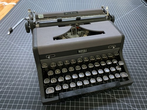 Vintage 1940 royal quiet - 1940's,